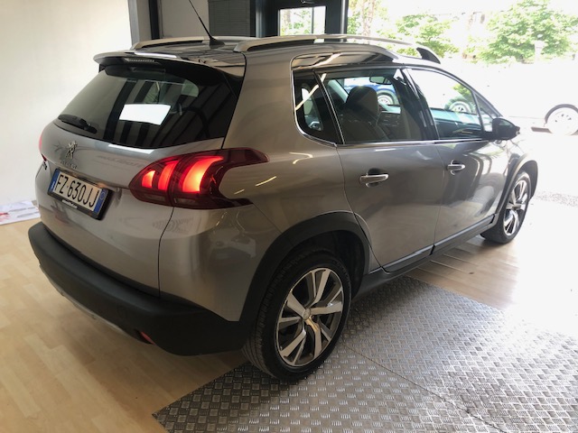 PEUGEOT 2008 BLUEHDI 100CV ALLURE