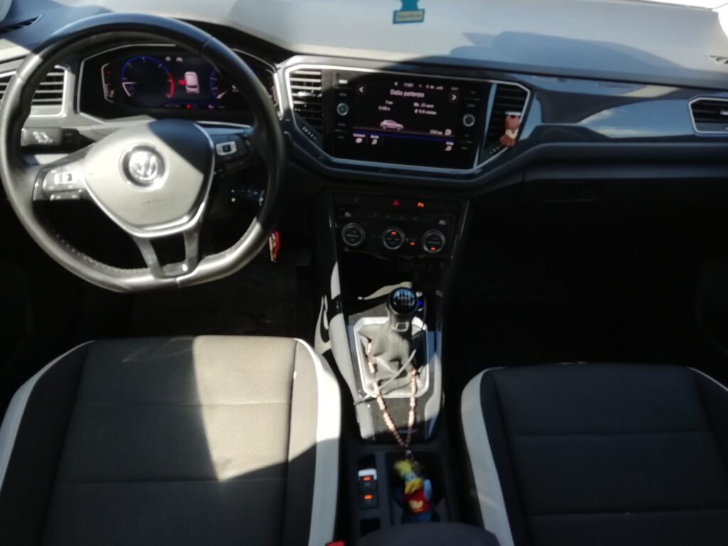 VW TROC 1.6 TDI ADVANCED BLUEMOTION TECHNOLOGY