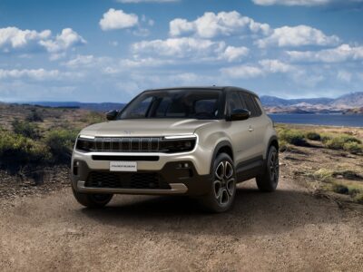 JEEP AVENGER LONGITUDE/ALTITUDE/SUMMIT "DISPONIBILI BENZINA/HYBRID NUOVO /KM0/AZIENDALI"