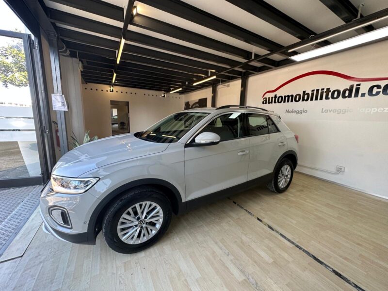 VOLKSWAGEN T-ROC LIFE 1.0 TSI 110 CV MY23