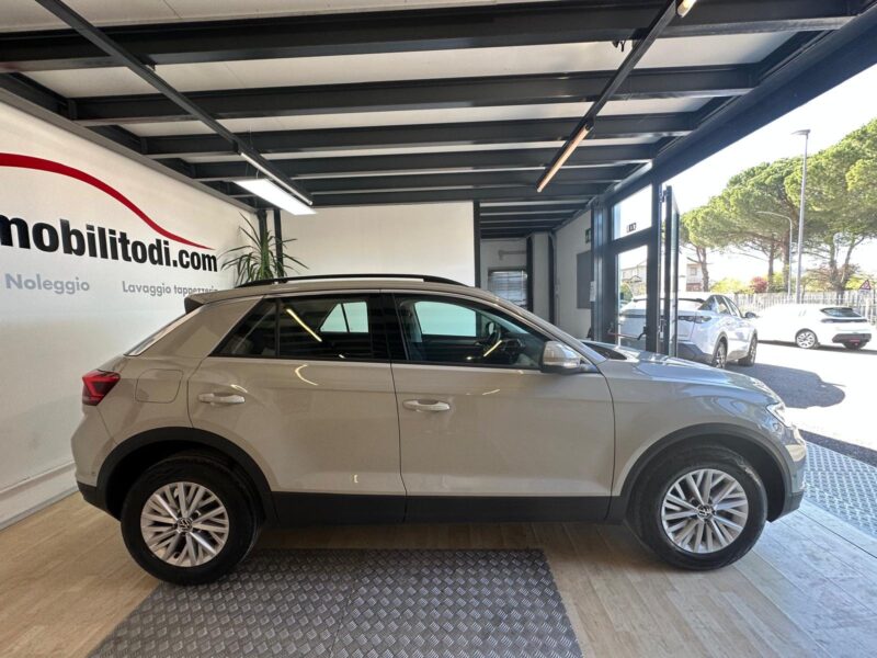 VOLKSWAGEN T-ROC LIFE 1.0 TSI 110 CV MY23