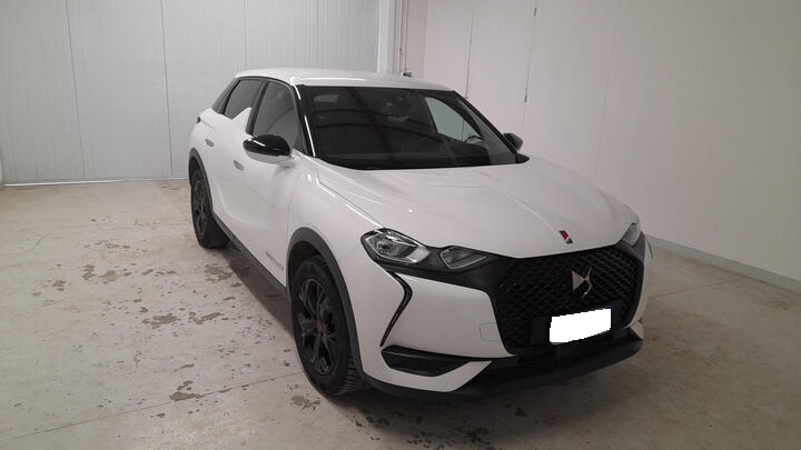 DS - DS 3 Crossback BlueHDi 130 aut. Performance Line