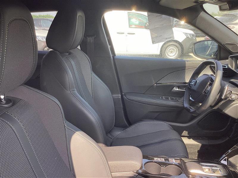 PEUGEOT 2008 GT Puretech 130 EAT8 S&S