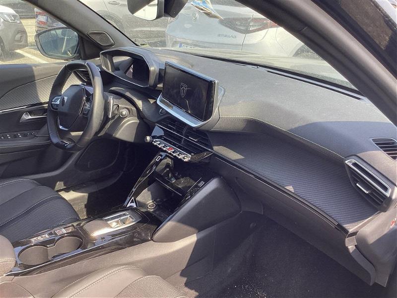 PEUGEOT 2008 GT Puretech 130 EAT8 S&S