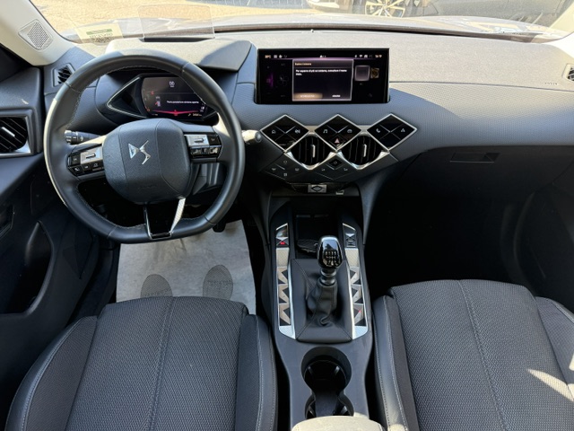 Ds Ds3 Puretech 100 Bastille Business
