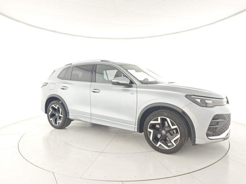 VOLKSWAGEN - Tiguan 2.0 TDI 150 CV DSG R-Line